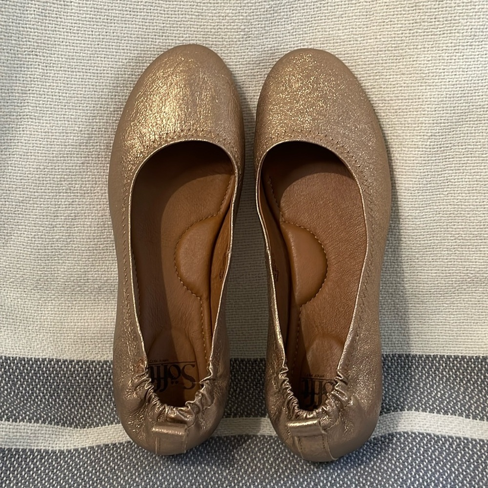 Sofft Kenni gold ballet slippers 9 1/2 / 41